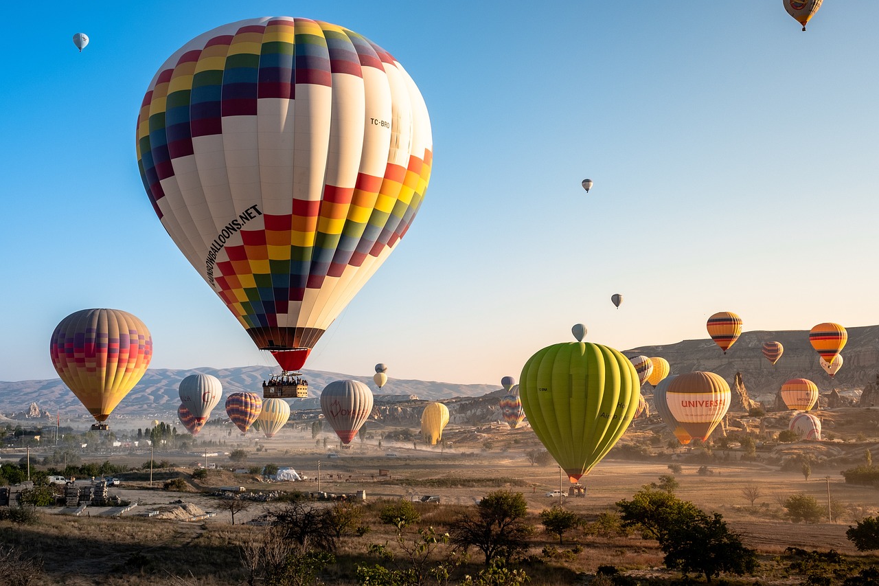 3-Day Romantic Getaway in Cappadocia with Hot Air Balloon Rides