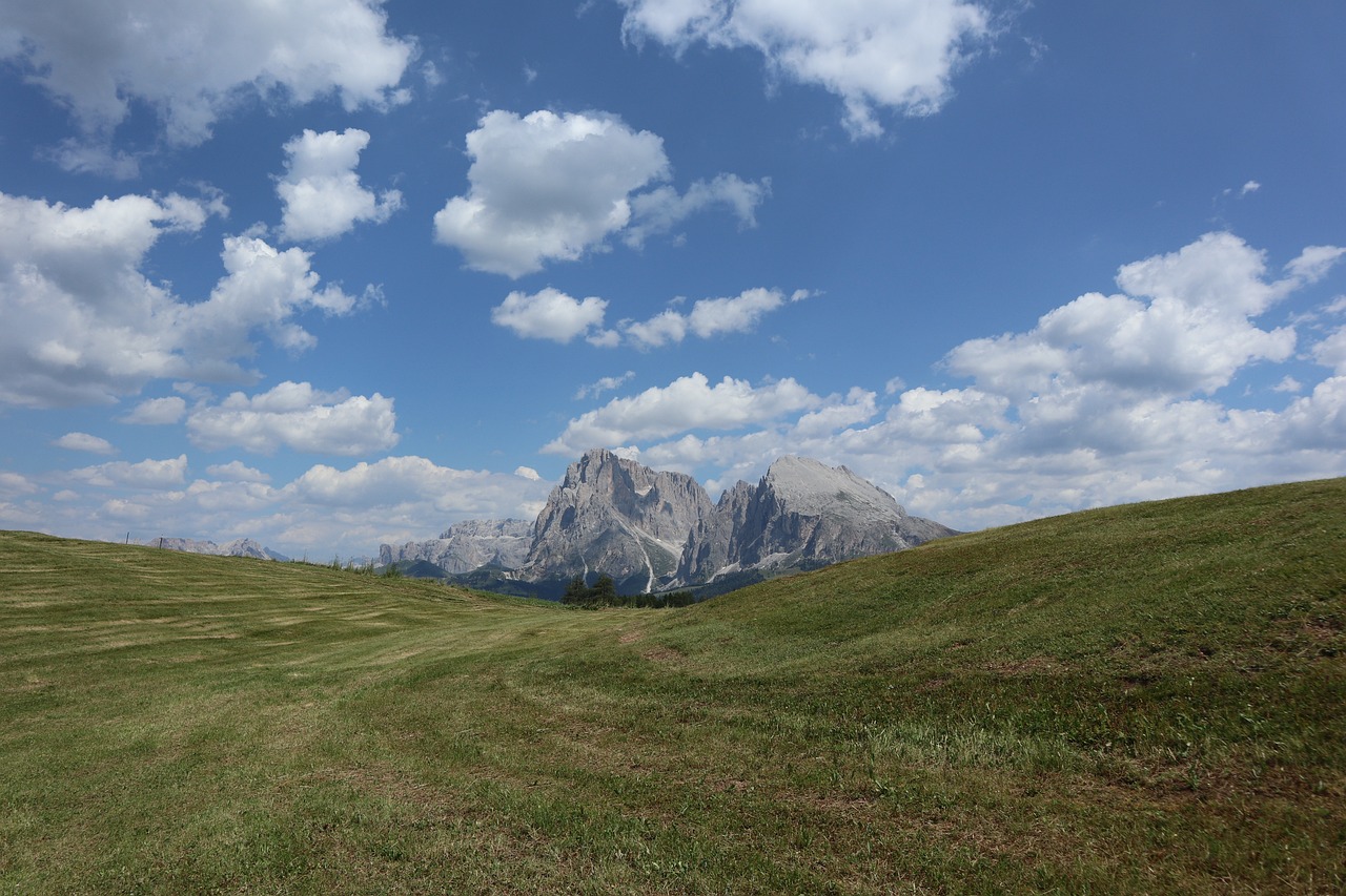 5-Day Hiking and Culinary Exploration in Castelrotto, Italy