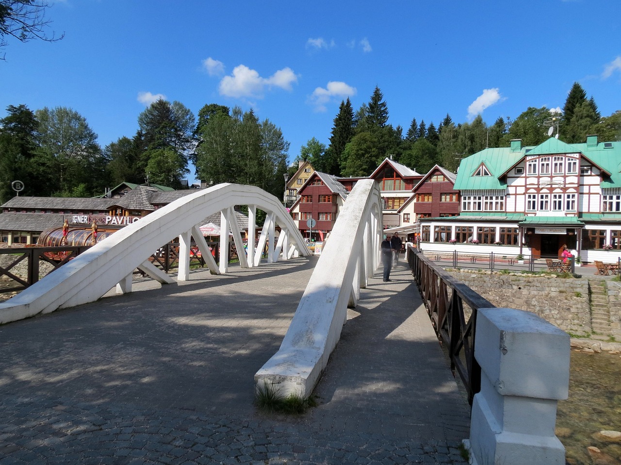 Adventure in Spindleruv Mlyn: Nature, Skiing, and Local Cuisine
