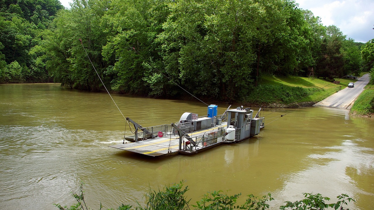 Exploring Mammoth Cave and Local Dining