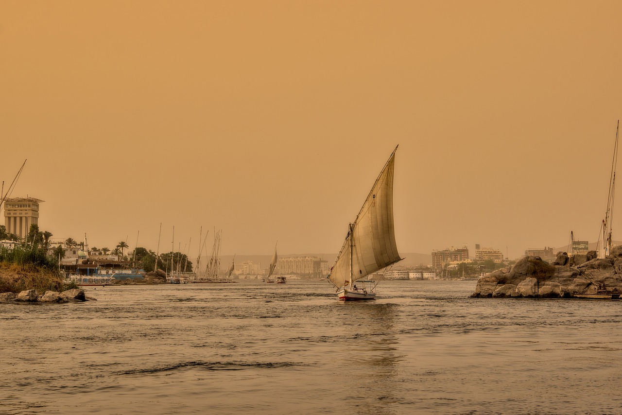 7-day Nile River Adventure: Temples, Islands, and Underwater Wonders