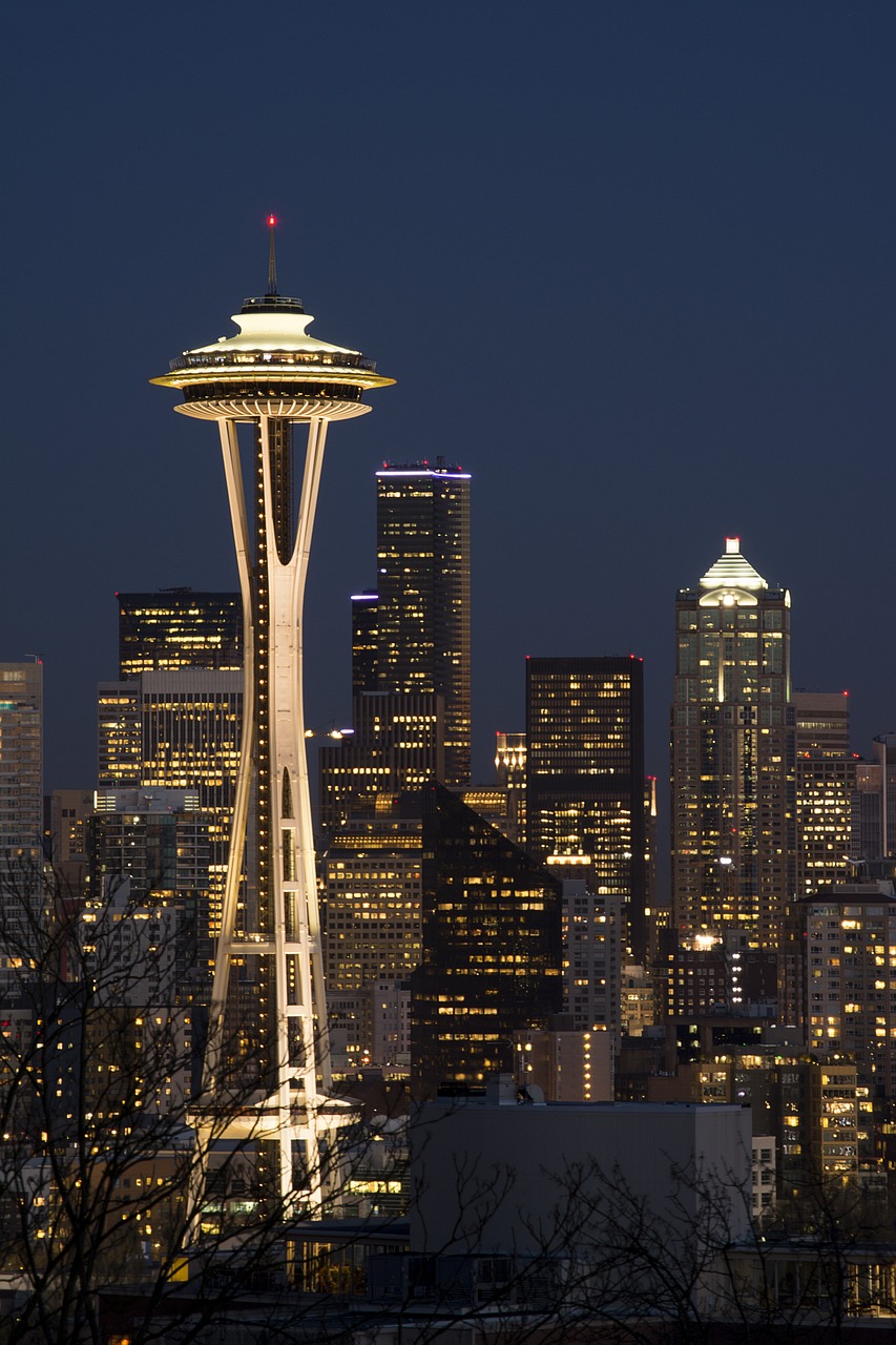Seattle in a Day: Space Needle, Pike Place Market, and Culinary Delights