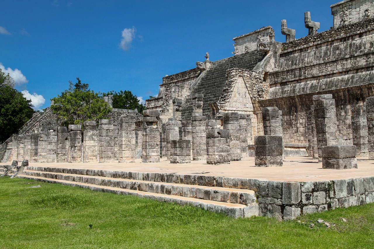 Chichen Itza: Mayan Ruins & Local Cuisine