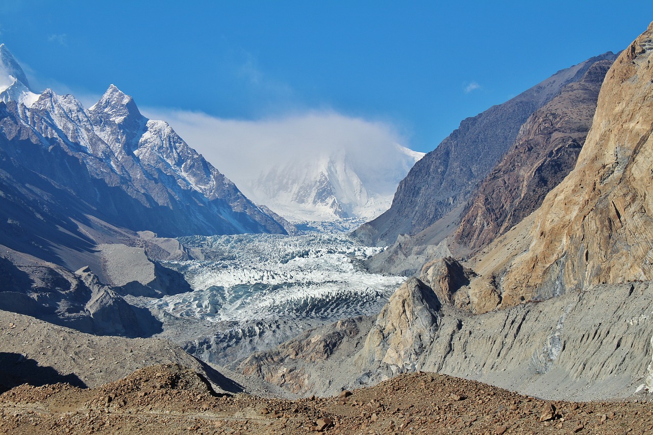 Thrilling Adventure in Hunza: Trekking, Paragliding, and Mountain Biking