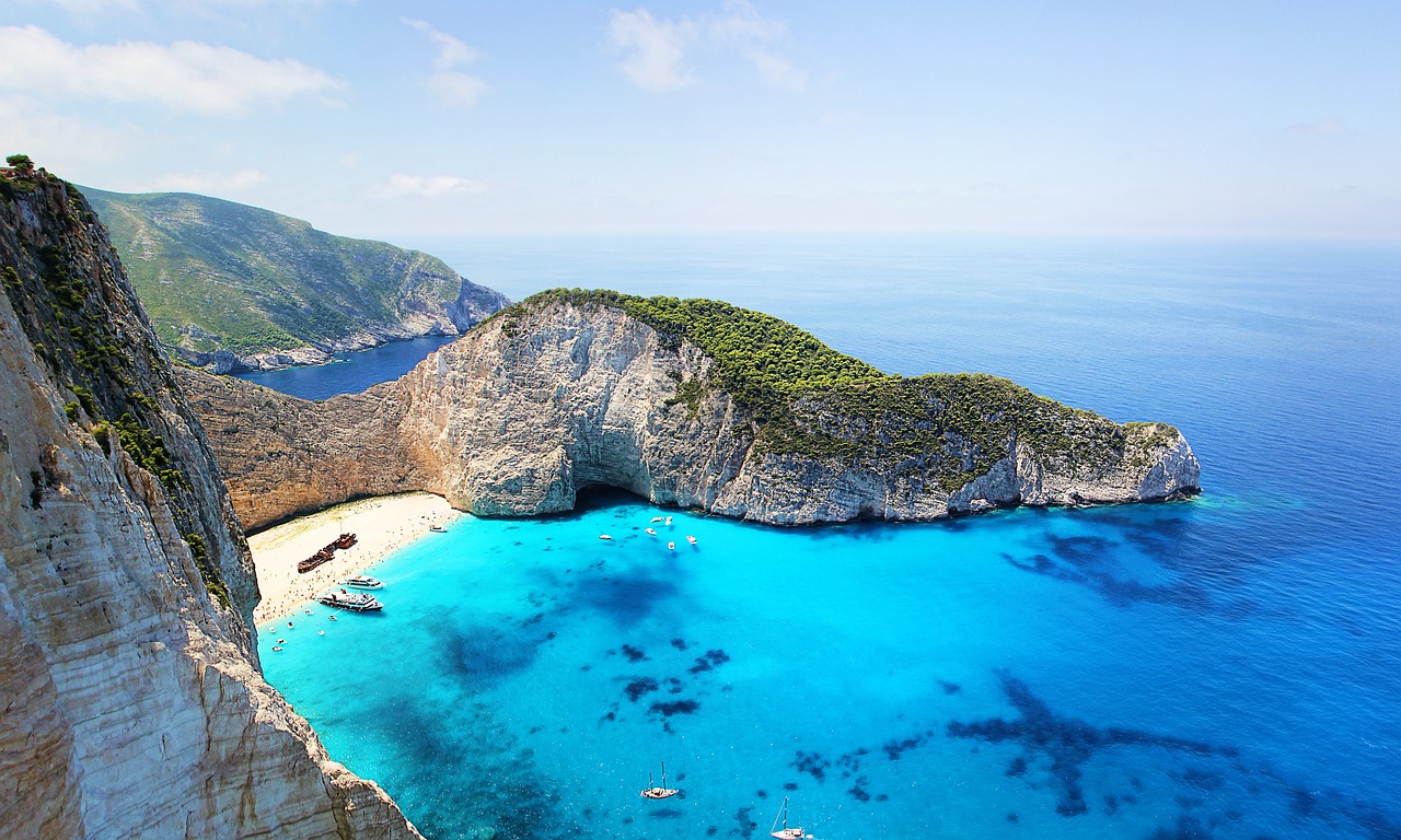 Esplorazione delle Spiagge e della Vita Notturna di Zante in 5 Giorni