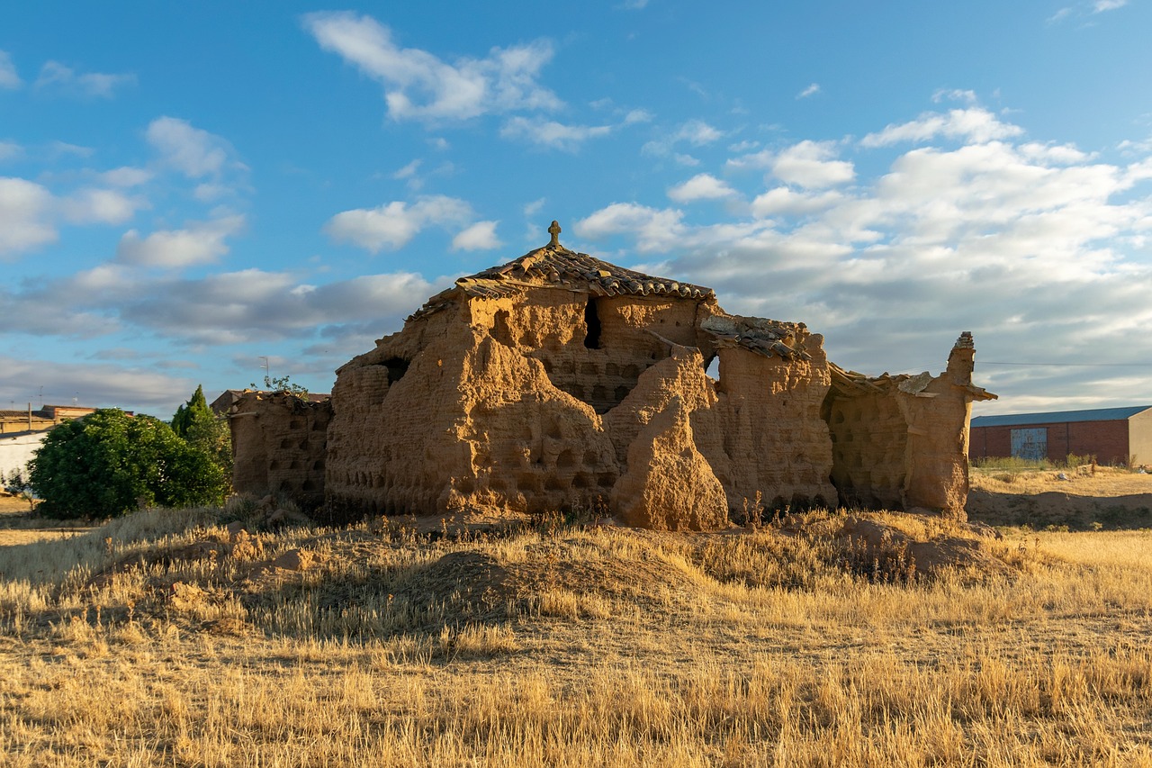 Castilla y León: Misterio, Historia y Gastronomía