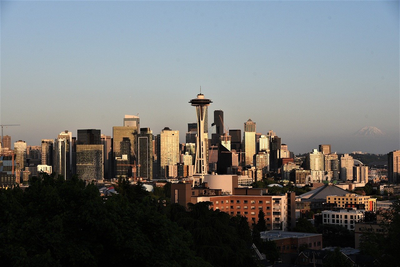 Seattle's Iconic Sights and Outdoor Adventures