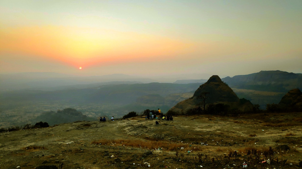 Historical Forts and Spiritual Serenity in Pune