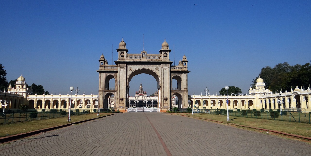Royal Mysore: Palaces, Gardens, and Local Markets
