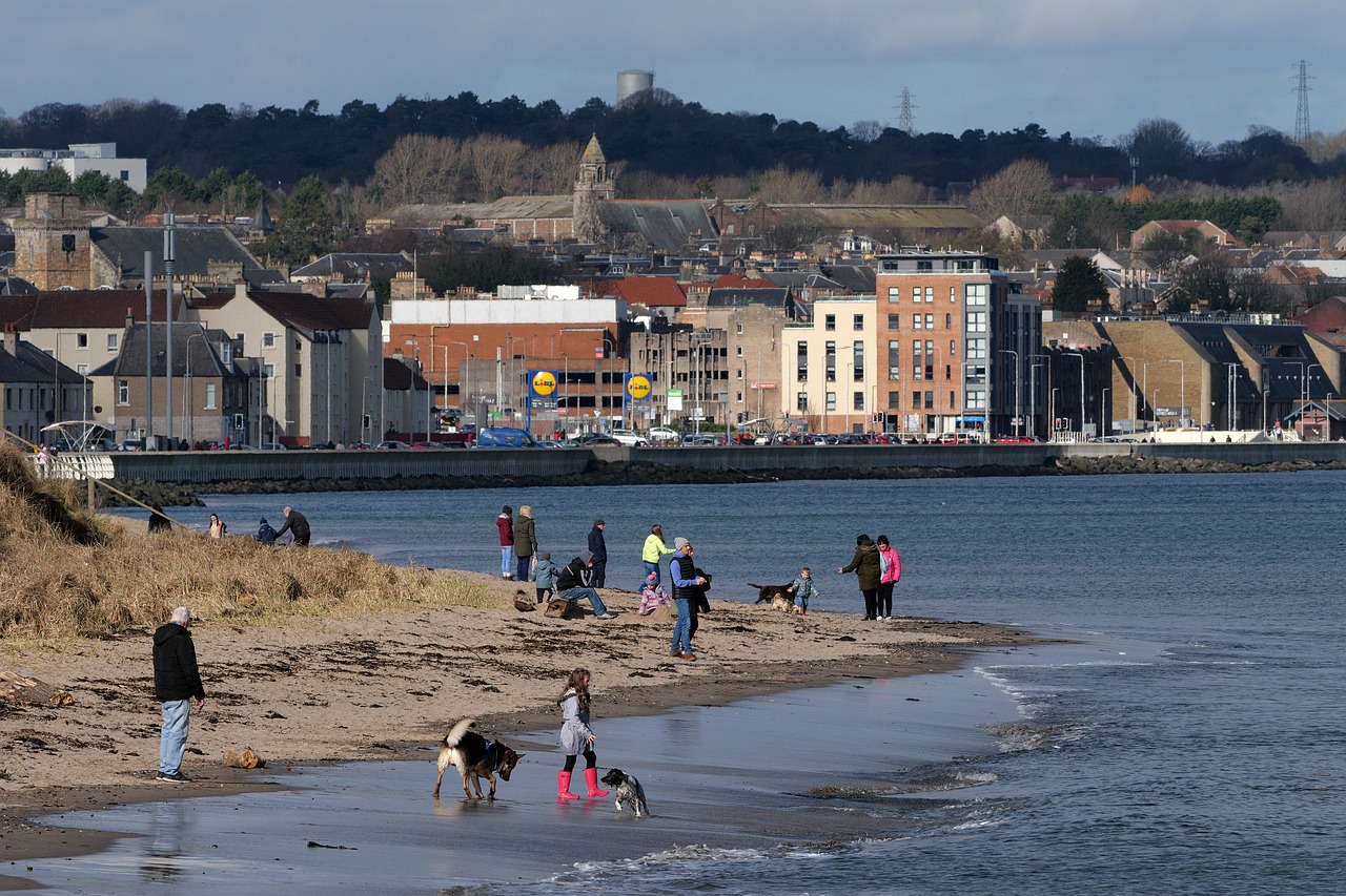 Magical Day in Kirkcaldy: Harry Potter Tour & Local Delights