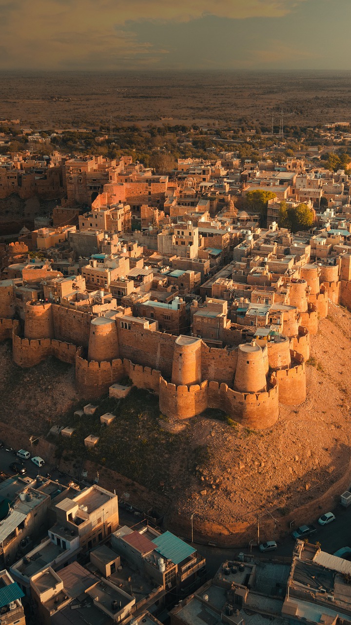 Golden Sands and Starry Nights: A 5-Day Jaisalmer Desert Adventure