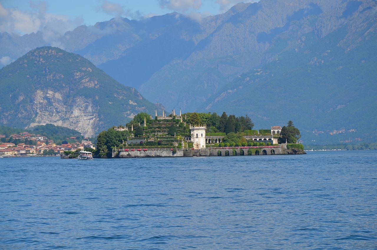 Enchanting Turin and Isola Bella: 5-Day Piedmont Adventure