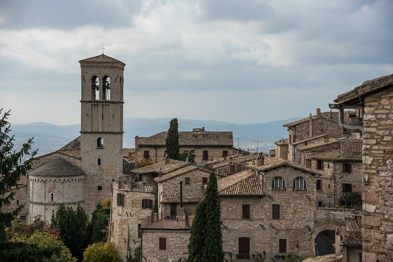 Assisi Delights: St. Francis Basilica & Organic Wine Tour