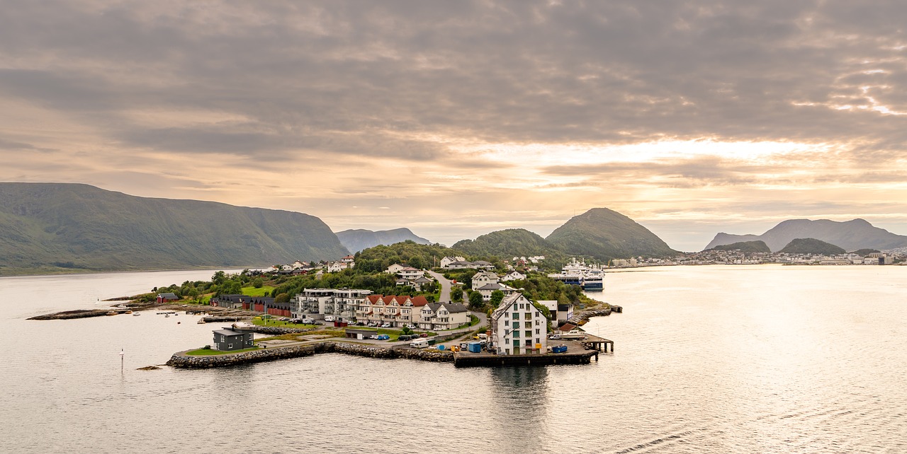 Scenic and Culinary Delights of Ålesund