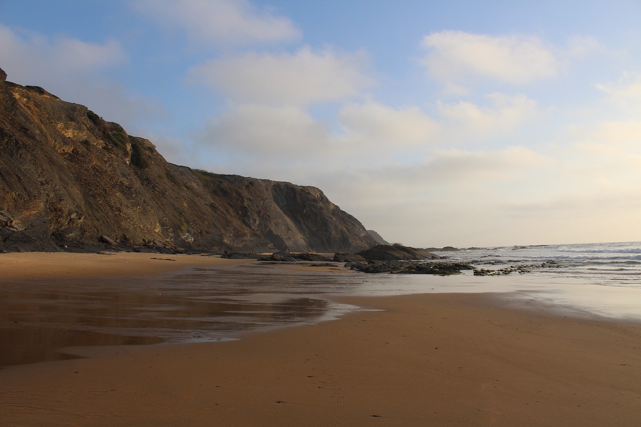 Adventurous Day in Aljezur: Caves, Kayaking, and Local Cuisine