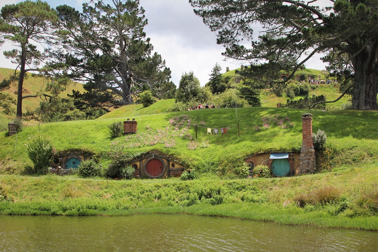 Scenic Family Road Trip from Auckland to Queenstown