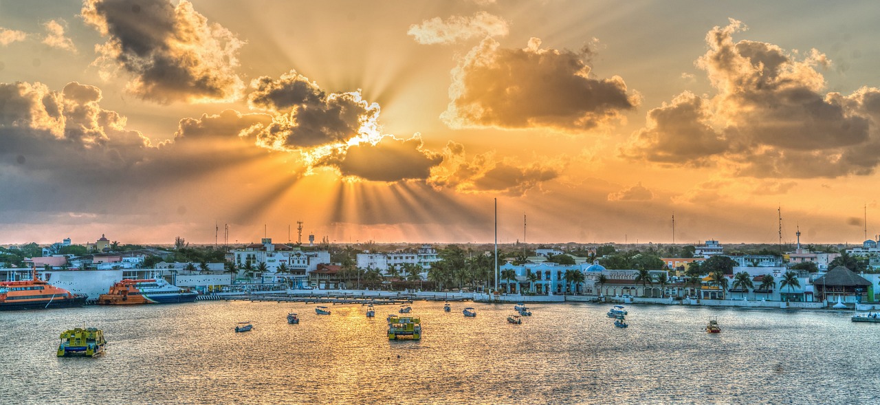 Tropical Paradise in Cozumel: Snorkeling and Culinary Delights