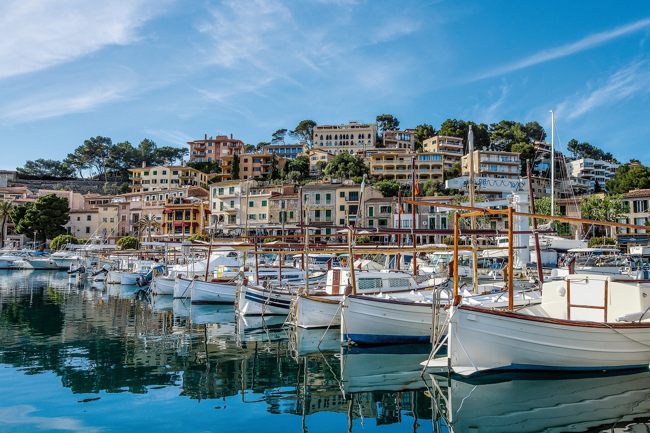 Ultimate Sailing and Culinary Experience in Sóller