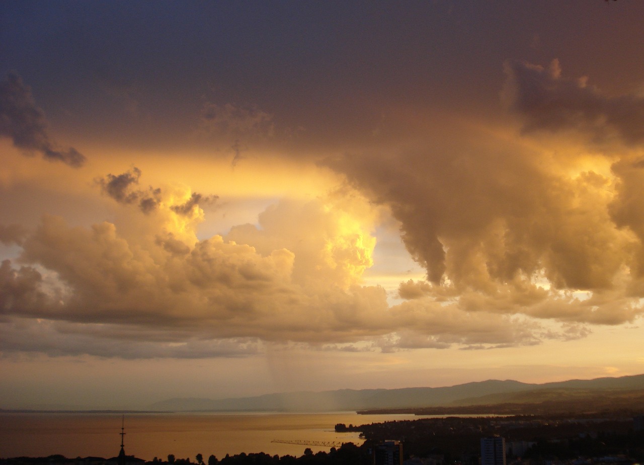 Scenic Lake Geneva and Olympic Heritage in Lausanne