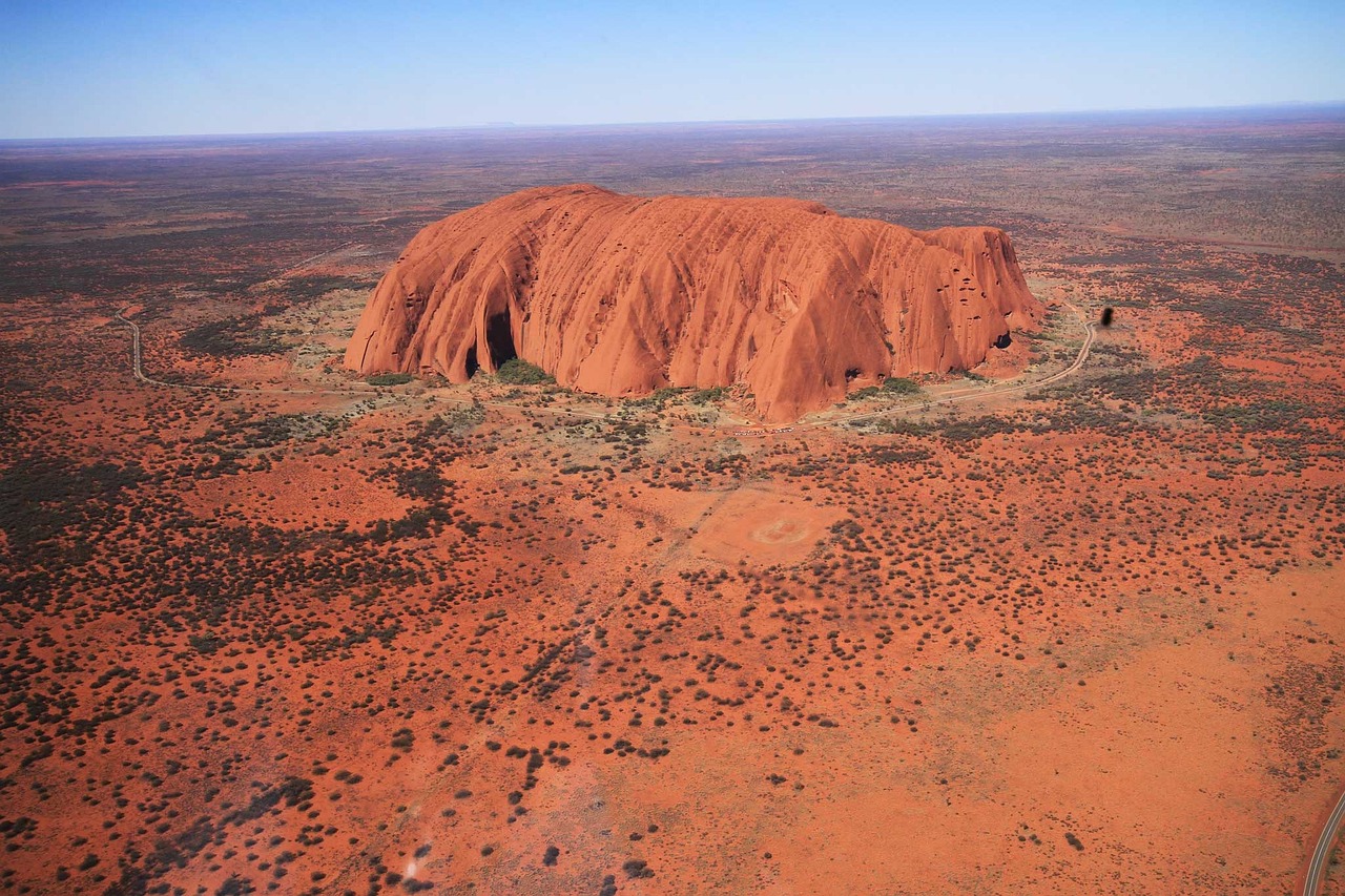 Ultimate Uluru Adventure with a Taste of Luxury