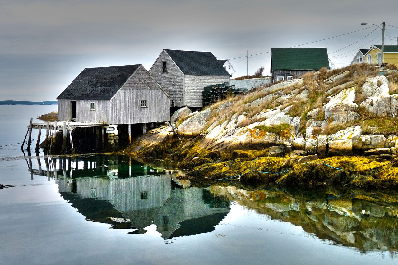 Scenic Nova Scotia: Halifax, Peggy's Cove & Lunenburg