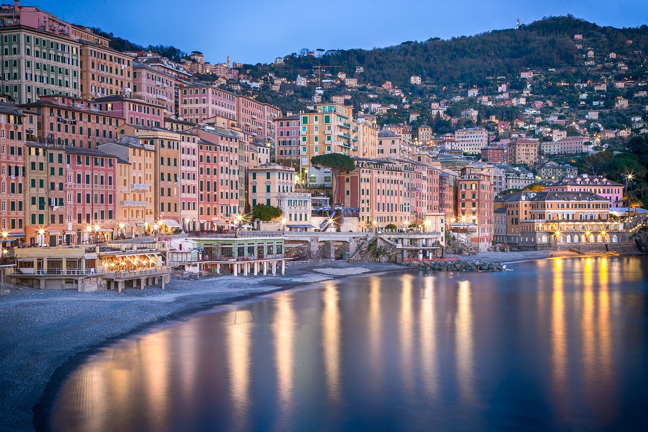 Seaside Delights in Camogli: Boat Tours and Gastronomic Pleasures