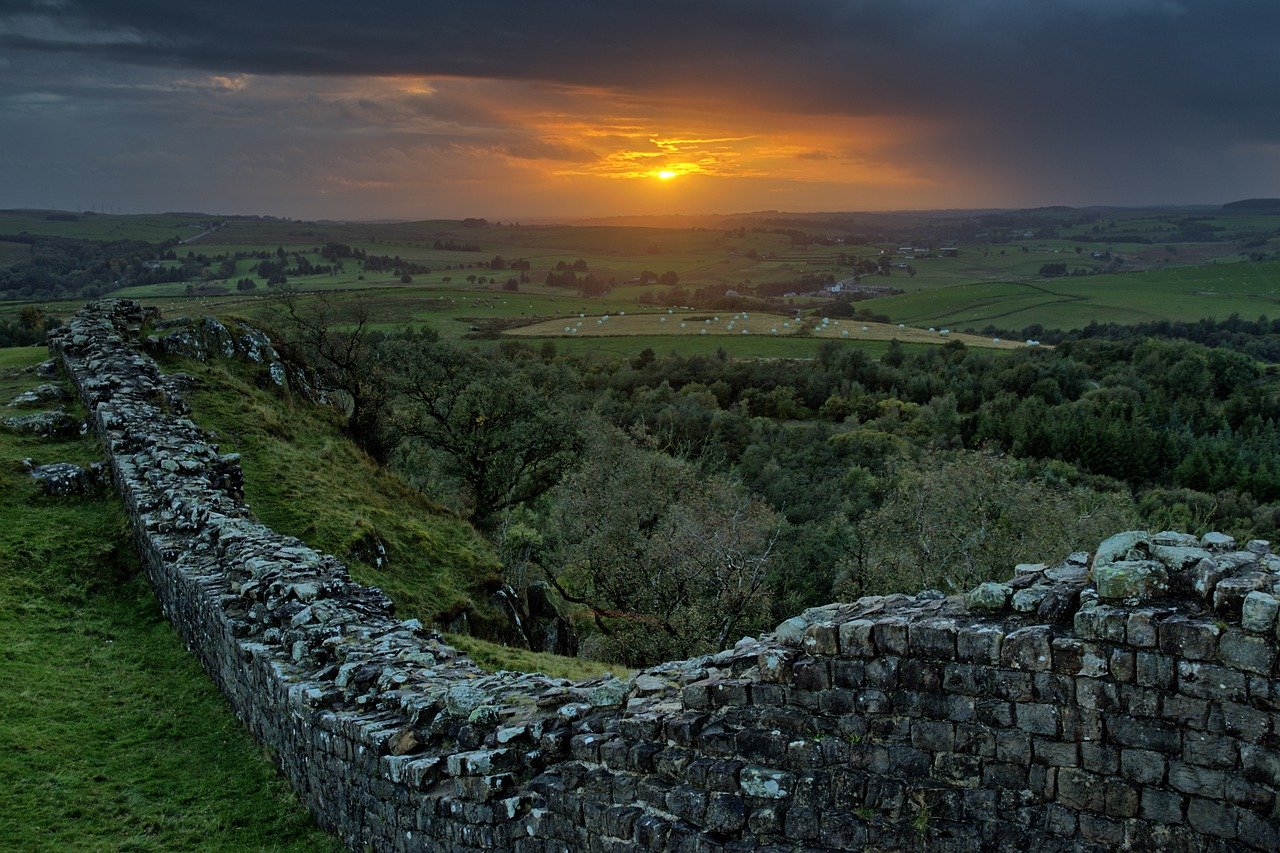 Hadrian's Wall Hiking Adventure and Culinary Delights