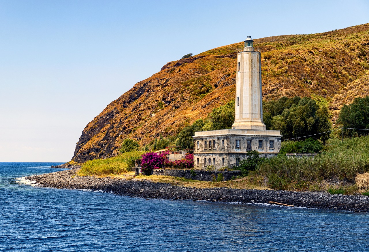 Aeolian Islands Delights: Volcanic Wonders & Seaside Bliss