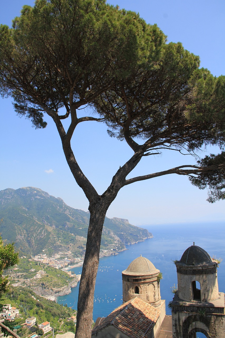 A Day in Ravello: Villa Rufolo and Villa Cimbrone