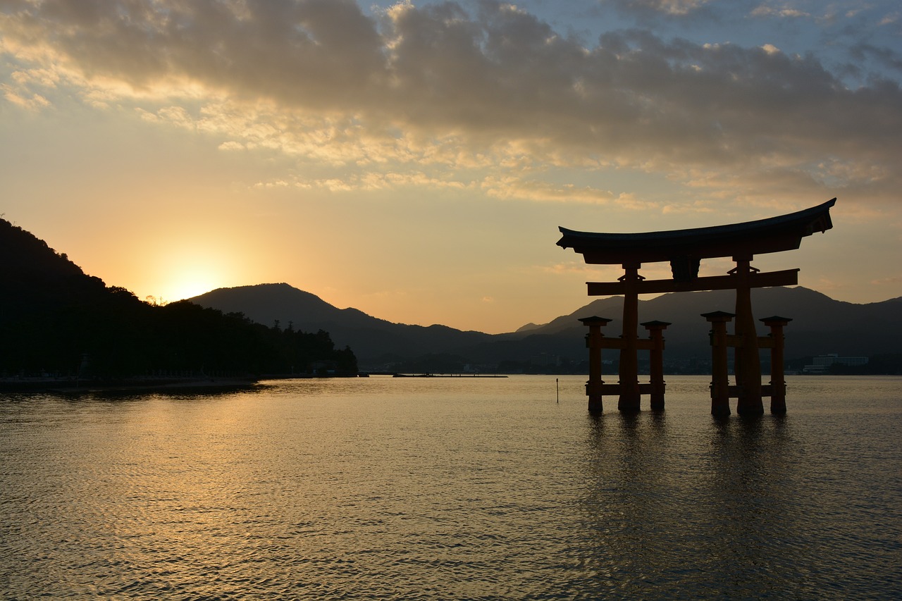 Scenic Miyajima Island in a Day: Ropeway to Sunset at O-Torii Gate