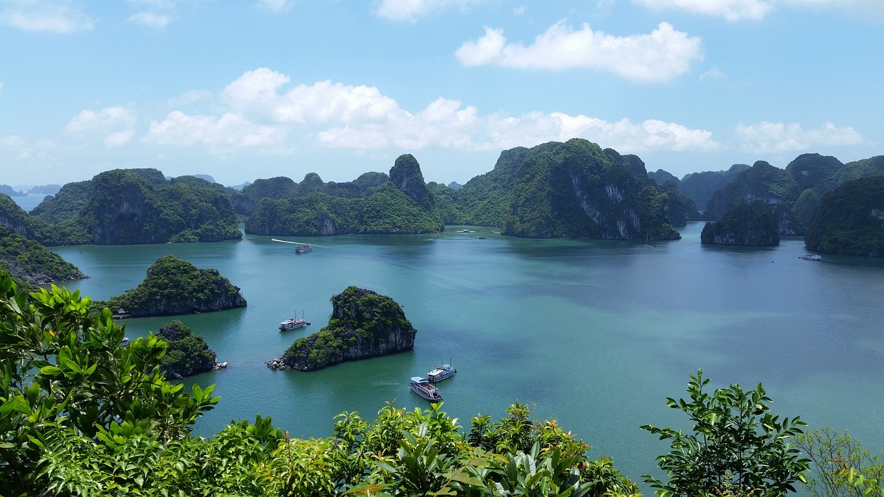Island Hopping and Cave Exploration in Halong Bay