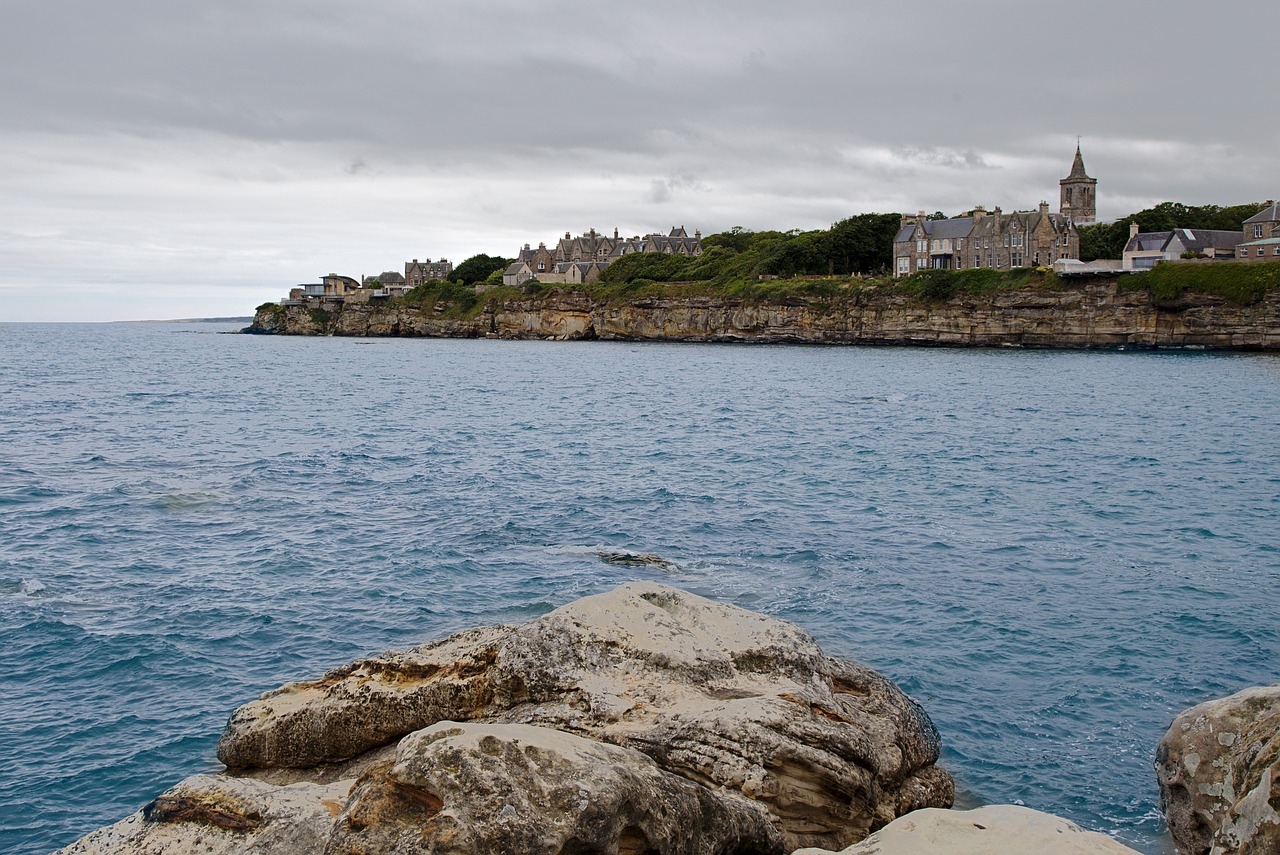 Esplorazione Culturale e Gastronomica a St. Andrews