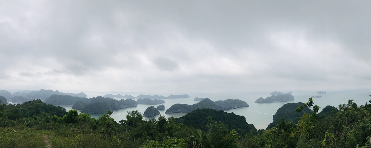 Island Paradise: Lan Ha Bay and Beyond