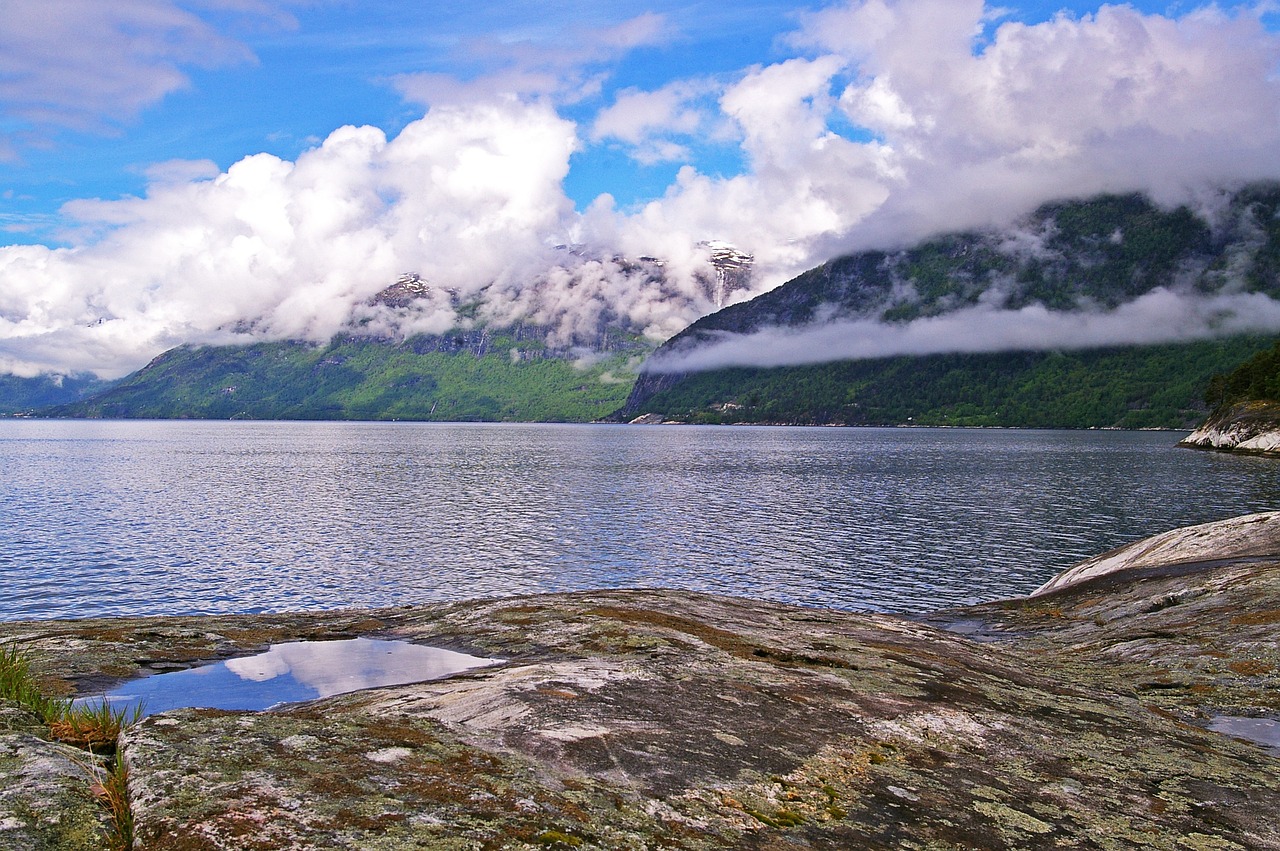 Scenic Delights of Hardangerfjord in 3 Days