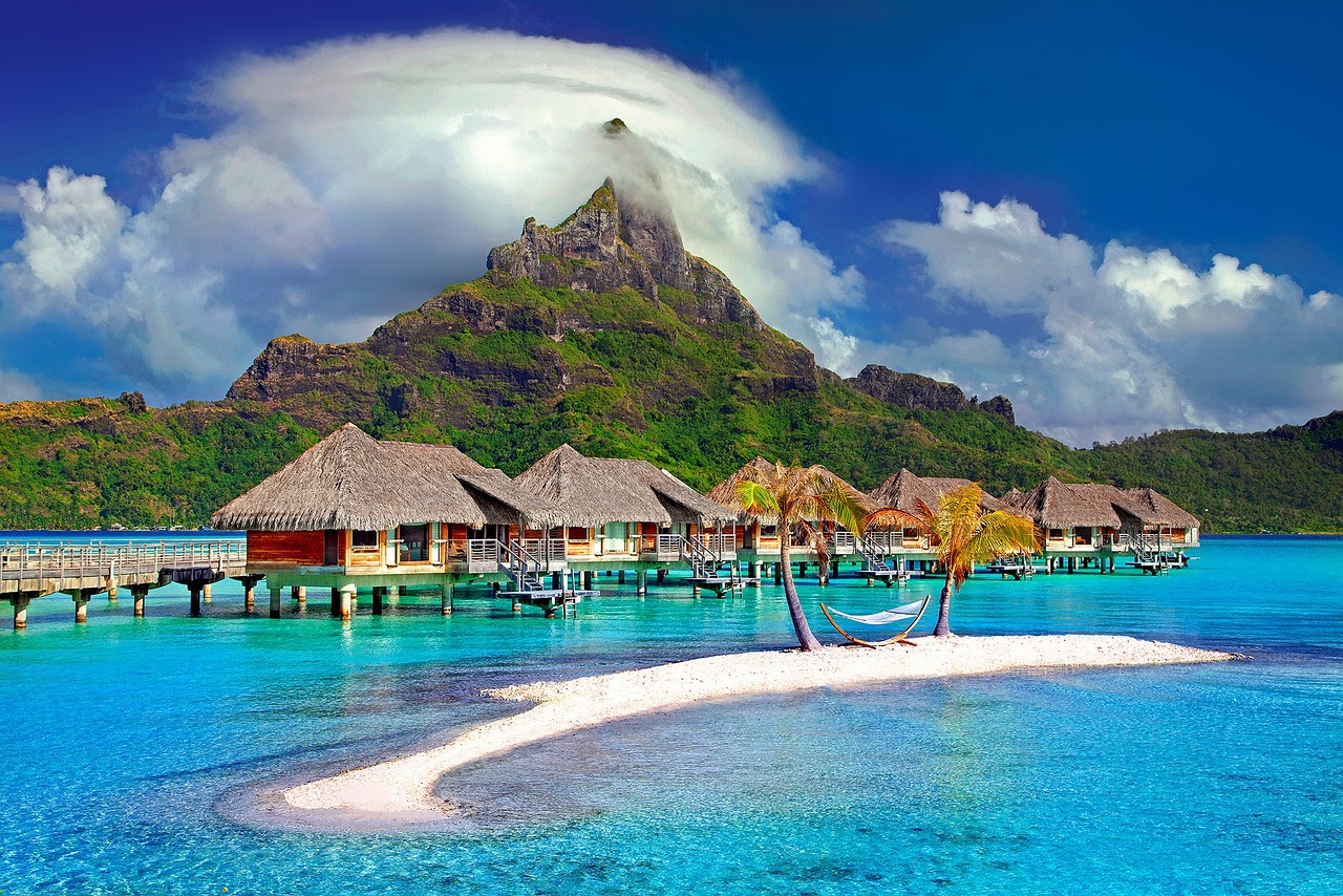 Découverte Culturelle et Plages à Tahiti, Moorea et Bora Bora