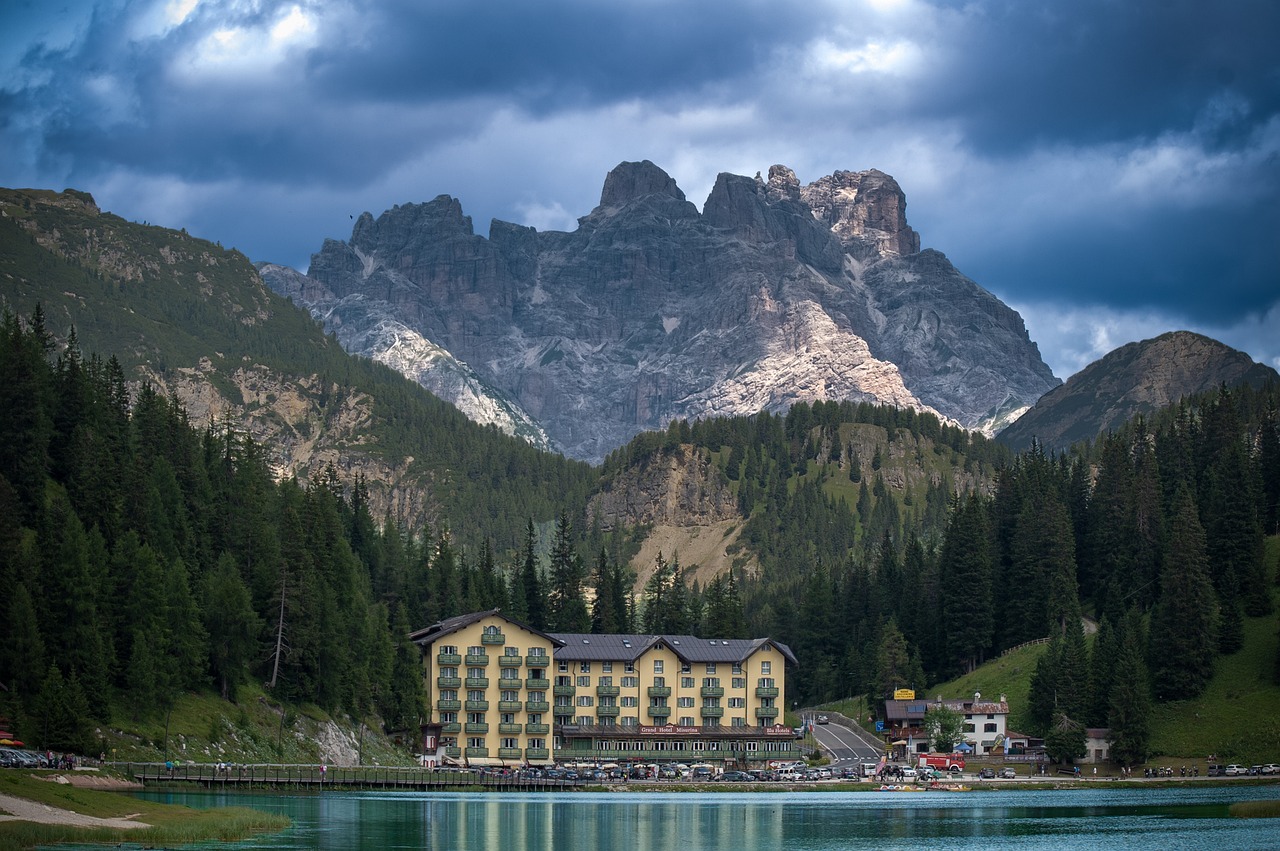 Dolomites Hidden Gems: A 7-Day Hiking and Cultural Road Trip