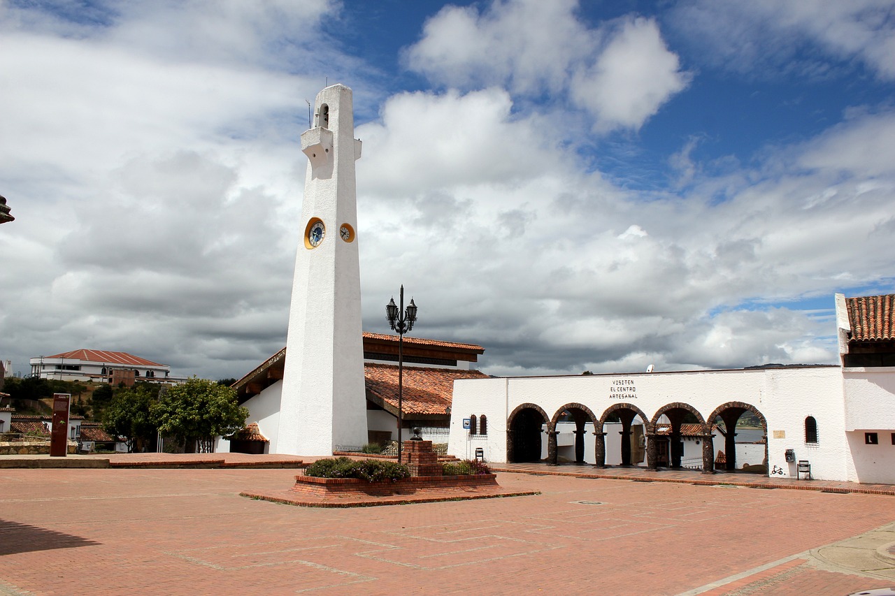 Exploring the Salt Cathedral and Natural Wonders of Guatavita