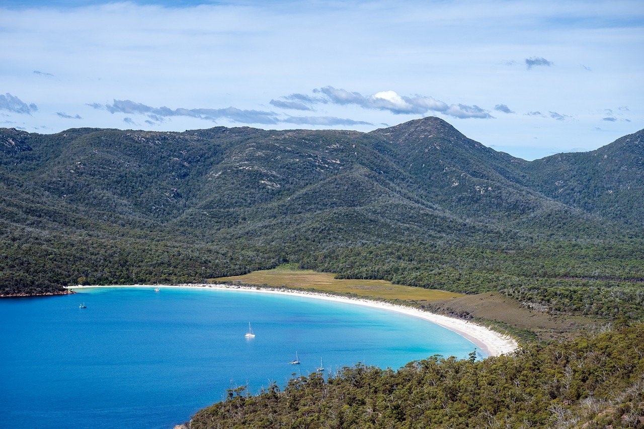 Ultimate 2-Day Adventure in Wineglass Bay