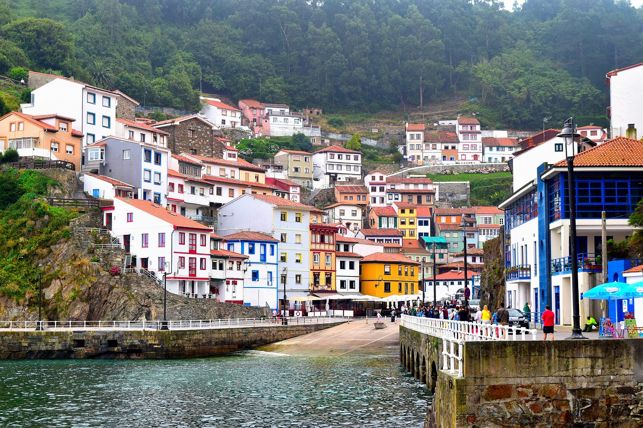 Historic Charm and Culinary Delights in Cudillero