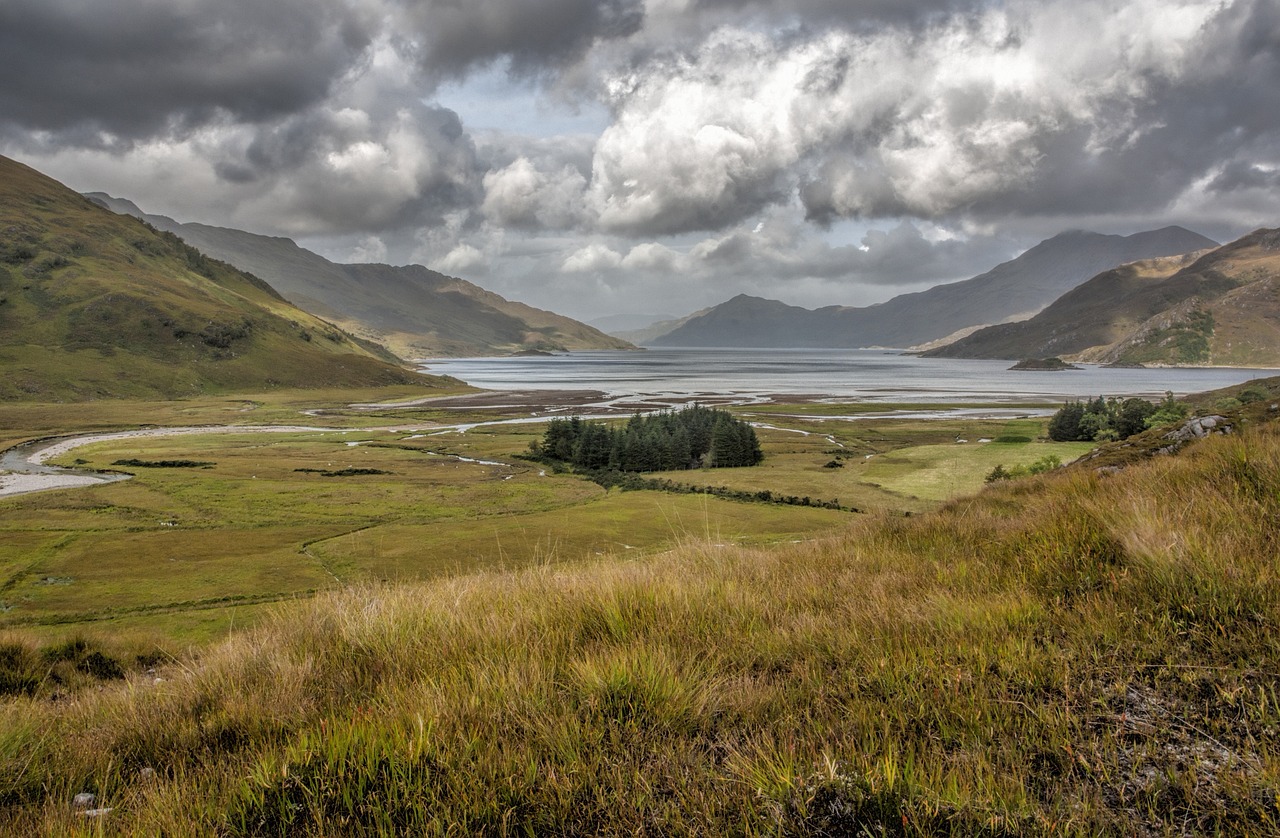 Highland Adventure: Rafting, Castles, and Lochs
