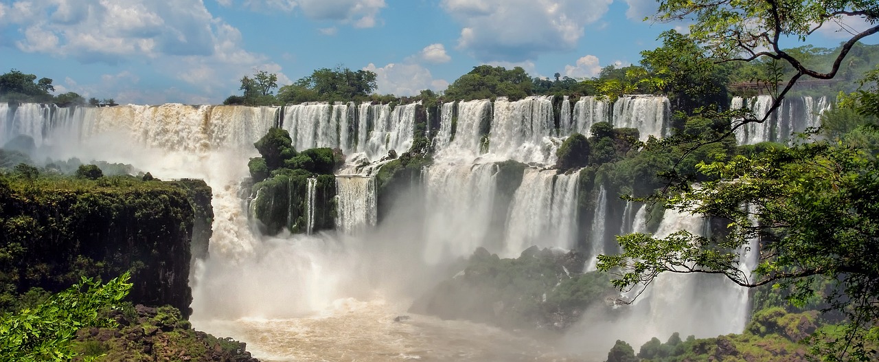 Ultimate Iguazu Falls Adventure