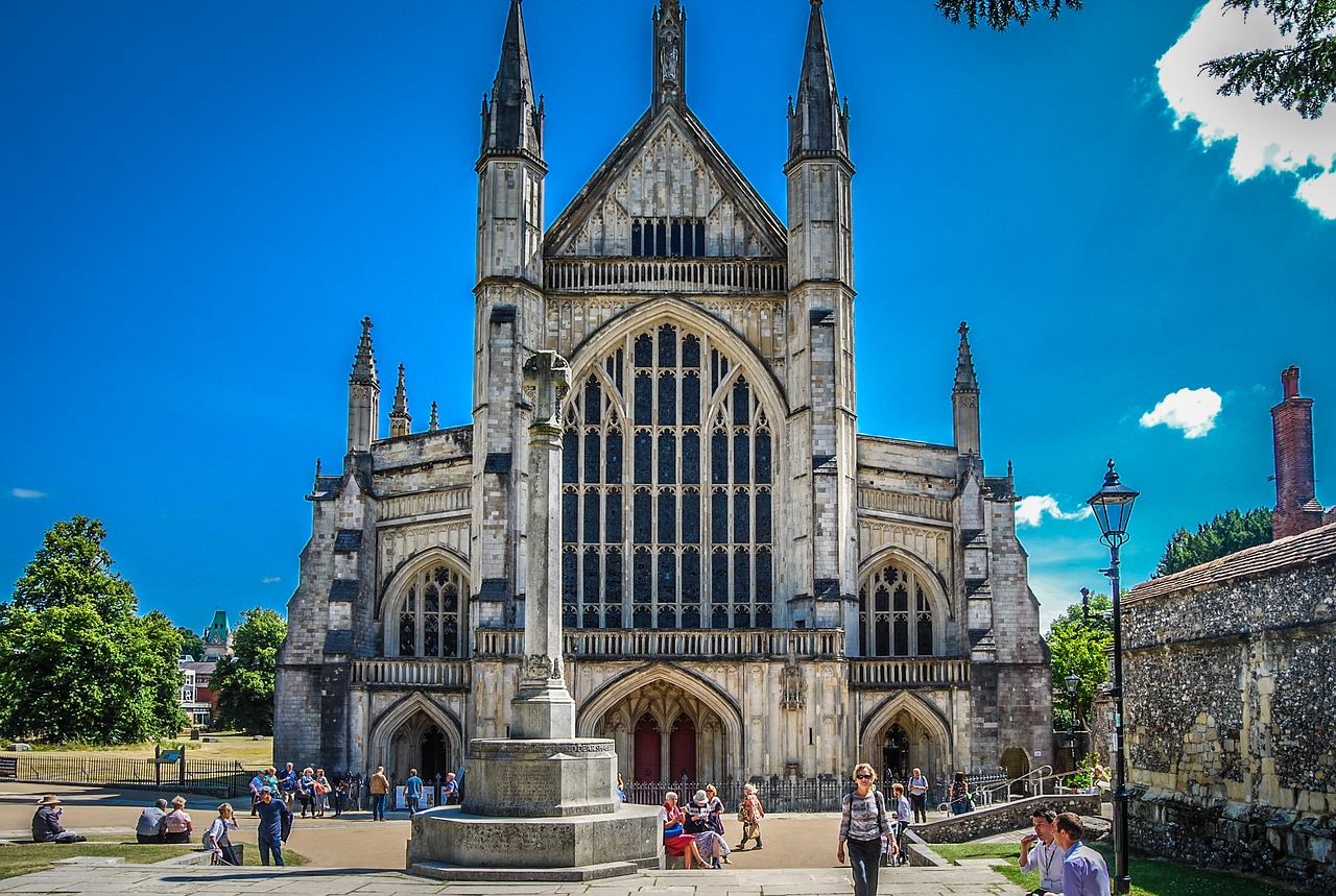 Historic Winchester and Surroundings in 5 Days