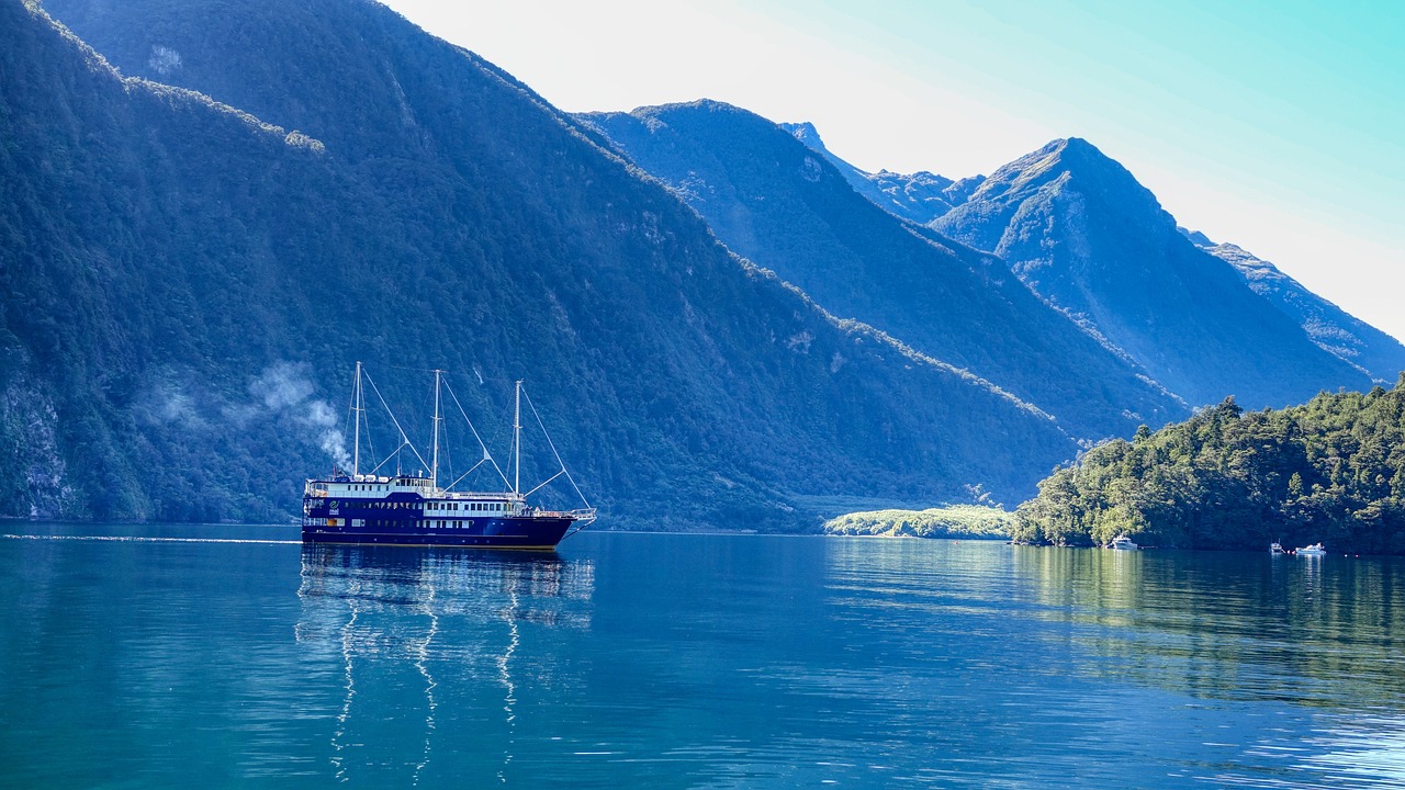 Ultimate Fiordland Adventure from Manapouri