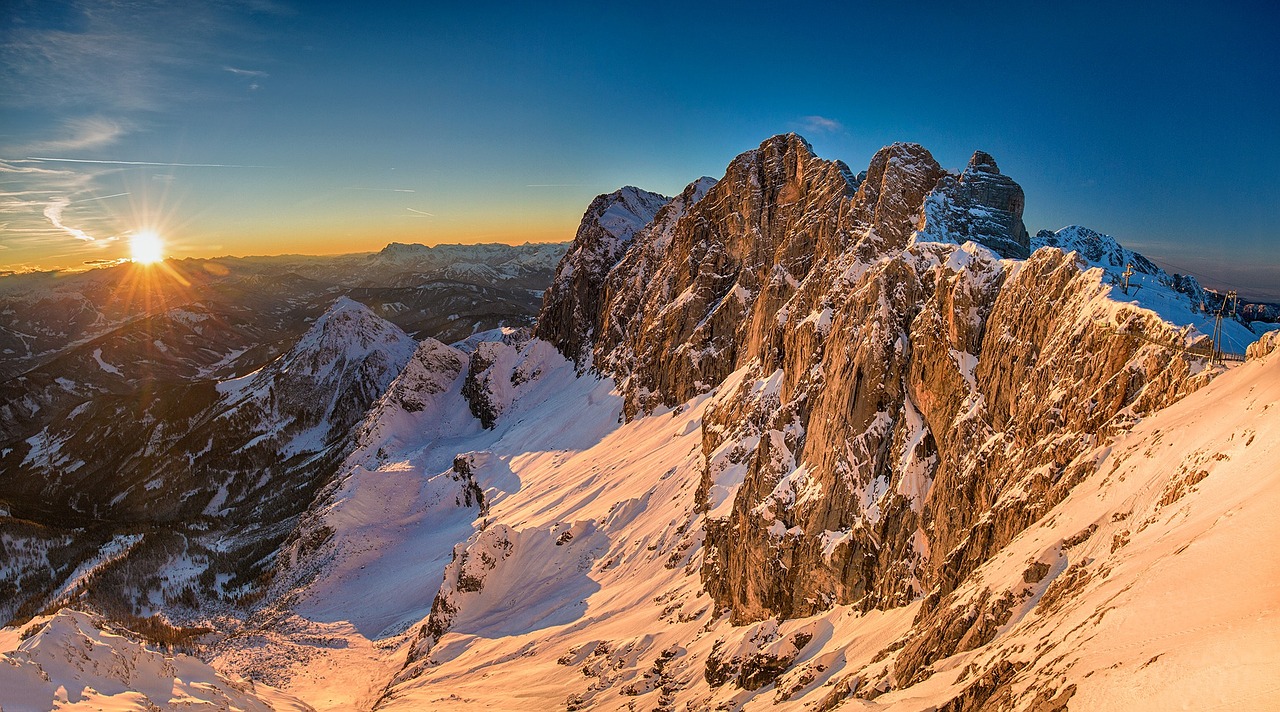 Scenic Schladming: Castle, Hike, and Culinary Delights