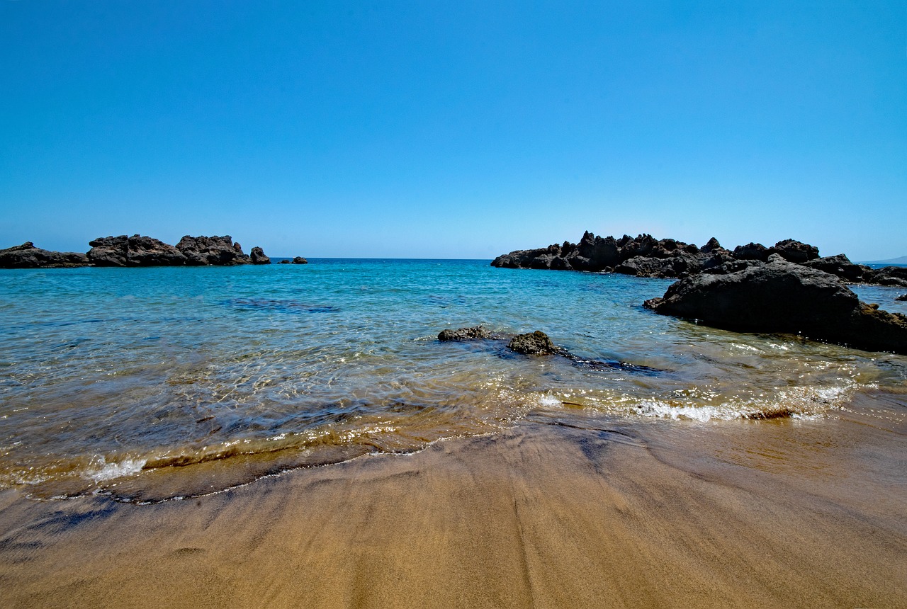 Diversión en el Caribe Mexicano: Playa, Cenotes y Ruinas