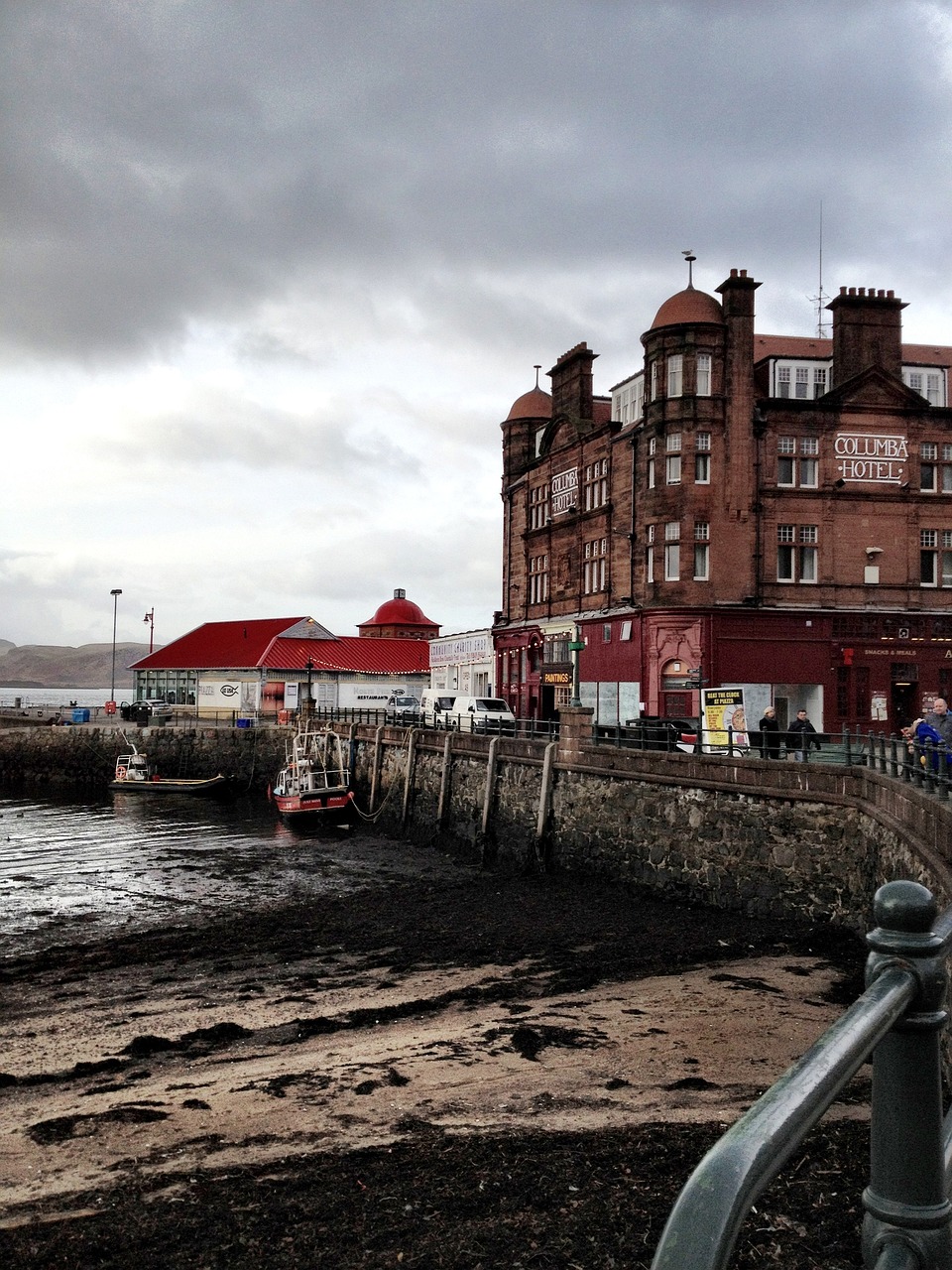 Serene Seaside and Cultural Delights in Oban