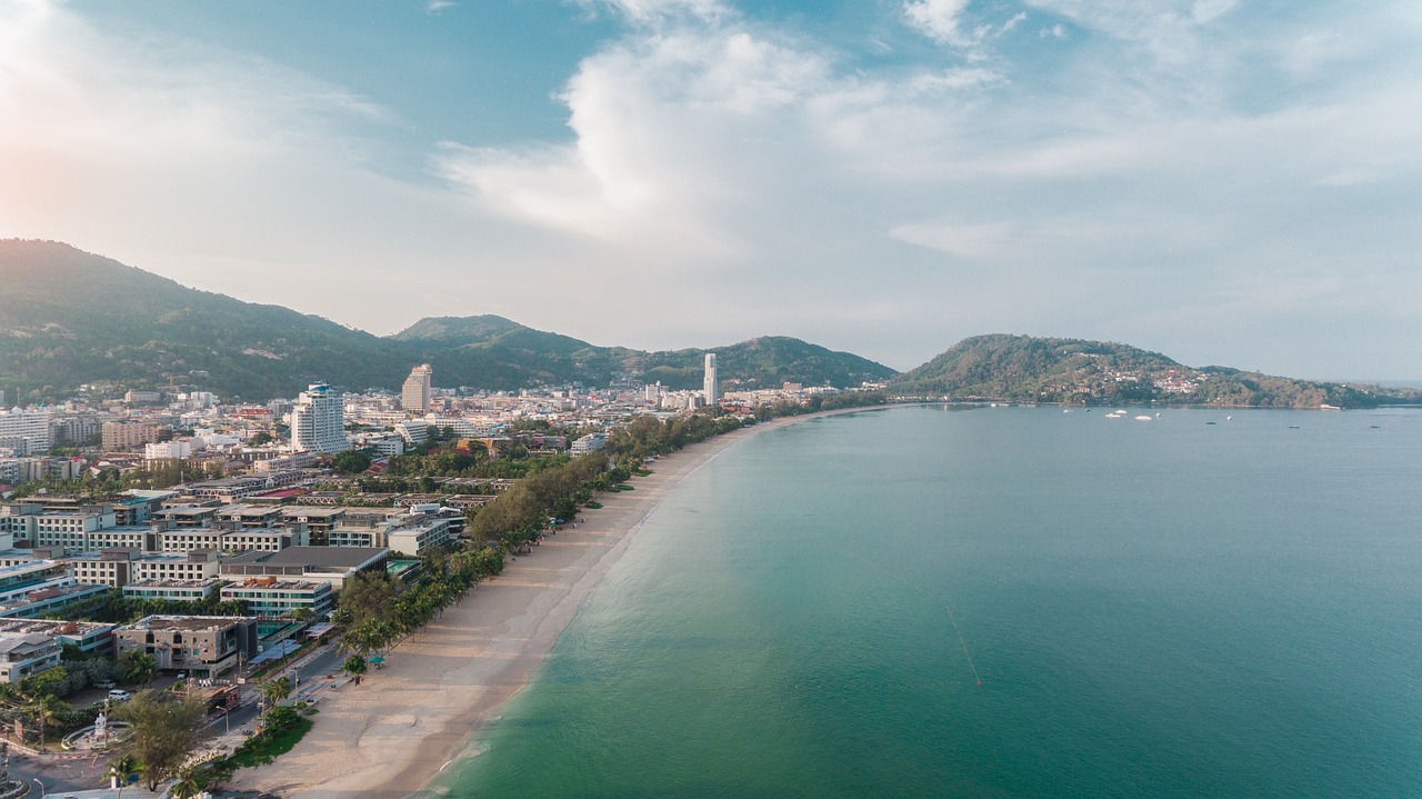 Esplorazione Eclettica di Patong Beach