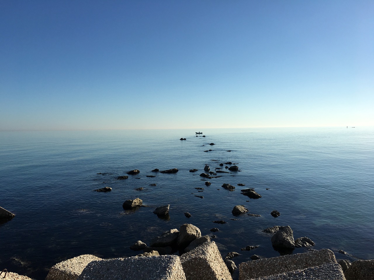 Esplorazione della Costa Marchigiana