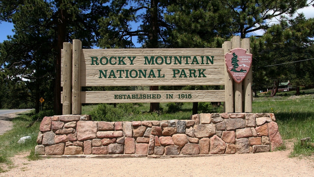 Rocky Mountain National Park Hiking and Dining Adventure