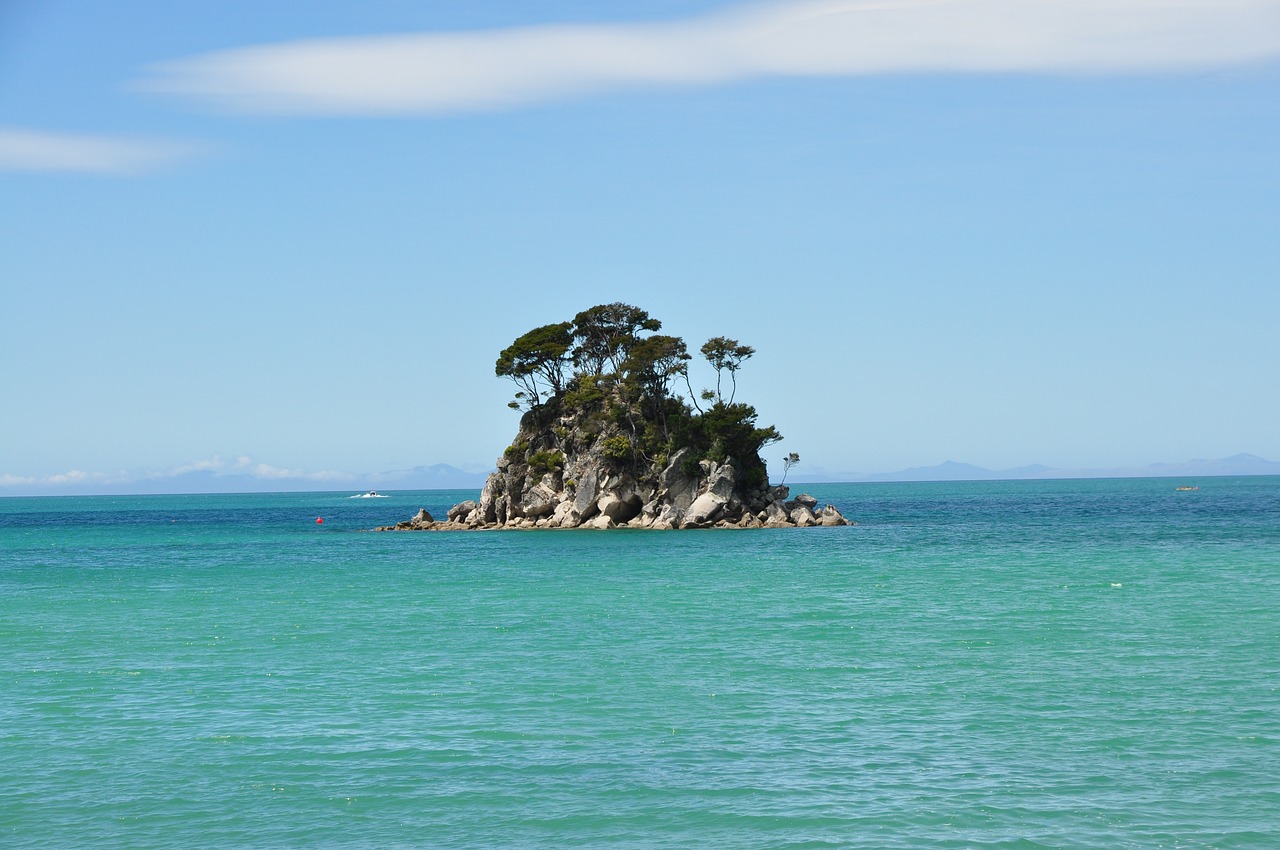 Exploring the Beauty of Abel Tasman National Park